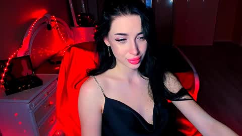 Snapshot of bad_desire chatting on 01-28-25, 01:16 Miss Desire...do you remember online show from 01-28-25, 01:16