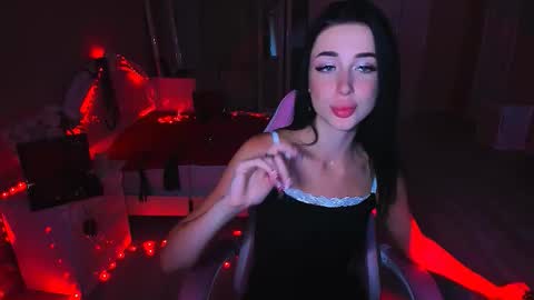 Snapshot of bad_desire chatting on 09-21-25, 08:05 Miss Desire...do you remember online show from 09-21-25, 08:05