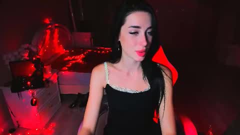 Snapshot of bad_desire chatting on 10-03-25, 02:36 Miss Desire...do you remember online show from 10-03-25, 02:36