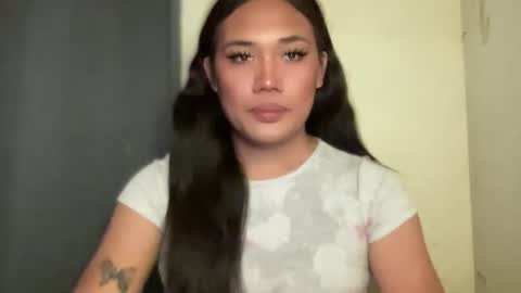 AMARA - FOLLOW ME AND THUMBS UP online show from 03-11-26, 01:44