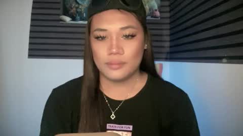Snapshot of bad_kitty_amara chatting on 06-11-26, 12:08 AMARA - FOLLOW ME AND THUMBS UP online show from 06-11-26, 12:08