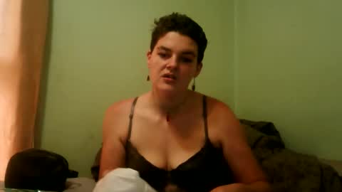 Snapshot of badbitch2026212670 chatting on 04-06-26, 05:36 badbitch2026212670 online show from 04-06-26, 05:36