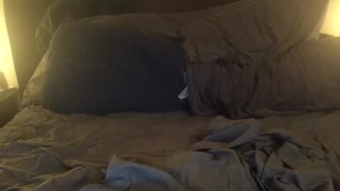 Snapshot of badboy272727 chatting on 12-21-25, 06:20 newbate online show from 12-21-25, 06:20