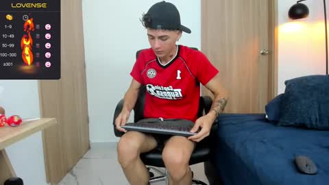 Snapshot of badboy_one chatting on 02-03-25, 01:51 jhojan online show from 02-03-25, 01:51