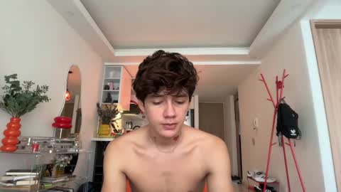 Snapshot of badboy_one chatting on 06-29-26, 02:50 jhojan online show from 06-29-26, 02:50