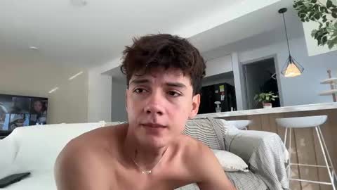Snapshot of badboy_one chatting on 07-11-26, 01:14 jhojan online show from 07-11-26, 01:14