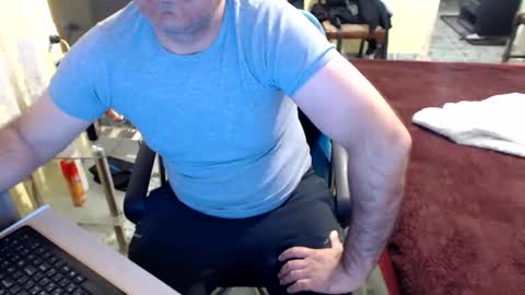 Snapshot of badbulgaro chatting on 03-18-26, 04:43 badbulgaro online show from 03-18-26, 04:43