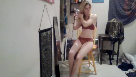 Snapshot of baddie_babe333 chatting on 07-11-26, 01:30 baddie_babe333 online show from 07-11-26, 01:30