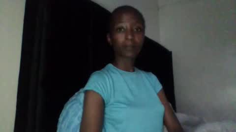 baddie_bunnie online show from 11-29-25, 03:37