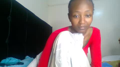 baddie_bunnie online show from 12-04-25, 01:59