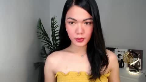 Snapshot of baddie_bunnyx chatting on 01-25-25, 10:18 Hello im your lovely Cheska online show from 01-25-25, 10:18