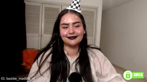 want custom text me through my snap 3  online show from 11-01-25, 08:16