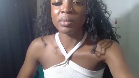 Snapshot of baddiebitchx chatting on 05-26-26, 11:39 baddiebitchx online show from 05-26-26, 11:39