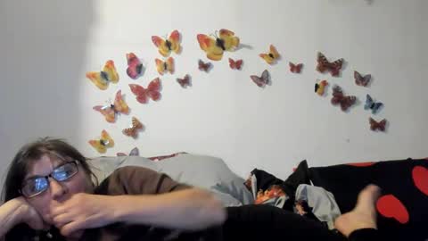 Snapshot of badgg chatting on 12-10-24, 04:38 Gina online show from 12-10-24, 04:38