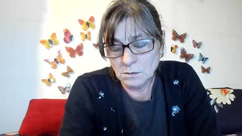Snapshot of badgg chatting on 01-05-25, 03:13 Gina online show from 01-05-25, 03:13