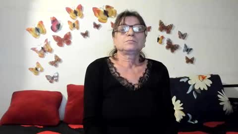 Snapshot of badgg chatting on 02-03-25, 04:31 Gina online show from 02-03-25, 04:31