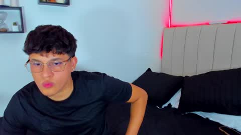 Snapshot of badgyal_ chatting on 04-08-26, 09:53 Beck and Rick online show from 04-08-26, 09:53