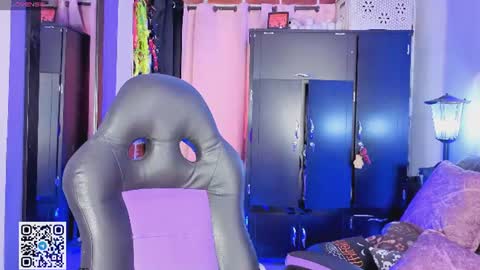        Please help me to reach 100 thumbs up online show from 06-29-26, 02:39