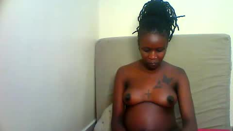 bads_girles online show from 03-17-26, 06:00