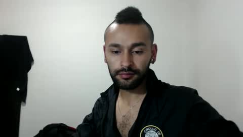 Snapshot of badsanx chatting on 02-28-25, 01:15 badsanx online show from 02-28-25, 01:15