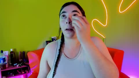 bagiolett  online show from 10-10-25, 02:16