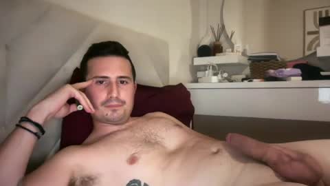 Snapshot of bagvag0 chatting on 07-11-26, 12:52 bagvag0 online show from 07-11-26, 12:52