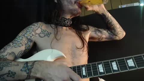 Bailey online show from 12-21-24, 06:52