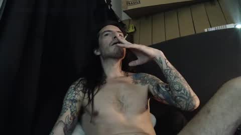 Bailey online show from 01-05-25, 01:24