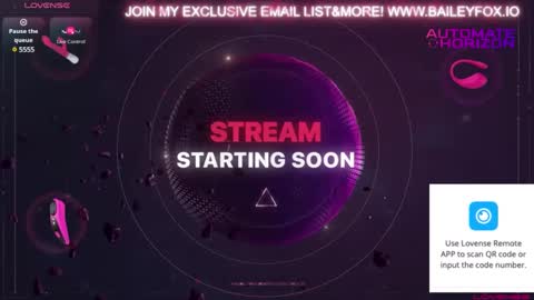 Snapshot of bailey_mf_fox chatting on 12-28-24, 01:39 Bailey Fox online show from 12-28-24, 01:39