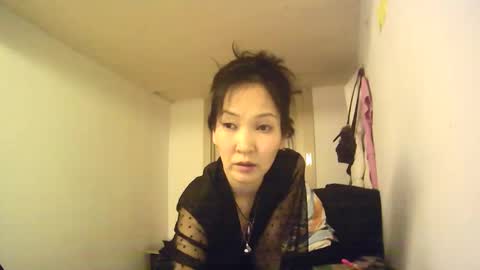 Snapshot of bailliy chatting on 02-19-25, 12:57 bailliy online show from 02-19-25, 12:57