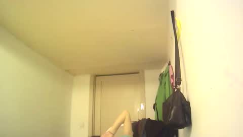 Snapshot of bailliy chatting on 03-03-25, 01:31 bailliy online show from 03-03-25, 01:31