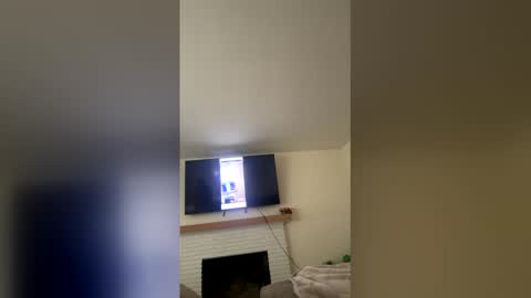 bairdcat2 online show from 04-13-26, 05:51