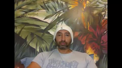 Snapshot of bakkis chatting on 10-25-25, 09:50 bakkis online show from 10-25-25, 09:50