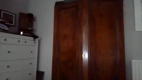 Snapshot of ballet_bears chatting on 12-03-24, 09:11 Ballet Bear online show from 12-03-24, 09:11