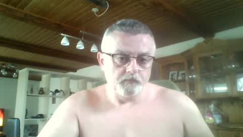 Snapshot of ballspain chatting on 06-28-26, 10:32 Oldgrumpy12 online show from 06-28-26, 10:32