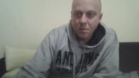 Snapshot of ballzrockwell chatting on 12-25-24, 02:03 ballzrockwell online show from 12-25-24, 02:03