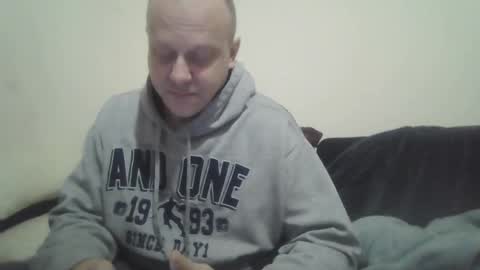Snapshot of ballzrockwell chatting on 12-25-24, 02:13 ballzrockwell online show from 12-25-24, 02:13