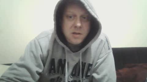 Snapshot of ballzrockwell chatting on 12-30-24, 01:58 ballzrockwell online show from 12-30-24, 01:58