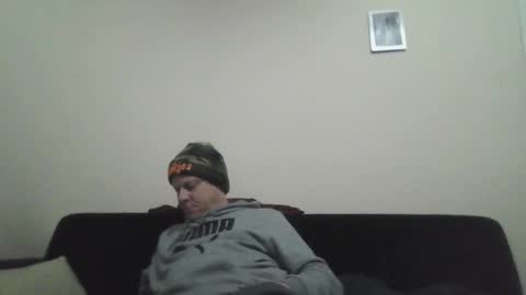 Snapshot of ballzrockwell chatting on 01-27-25, 04:09 ballzrockwell online show from 01-27-25, 04:09
