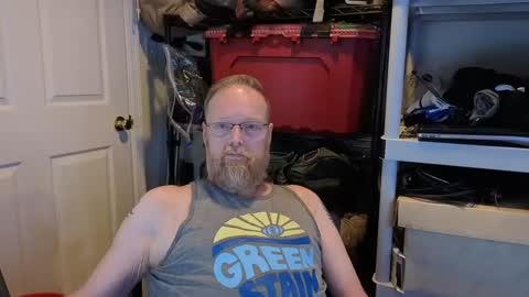 Snapshot of baltomoron69 chatting on 09-30-25, 01:16 baltomoron69 online show from 09-30-25, 01:16