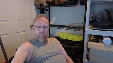 Snapshot of baltomoron69 chatting on 11-10-25, 01:10 baltomoron69 online show from 11-10-25, 01:10