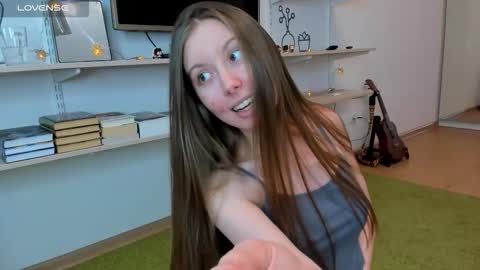 Snapshot of bam_bi chatting on 03-02-26, 11:22 Kira online show from 03-02-26, 11:22