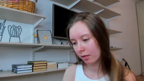 Snapshot of bam_bi chatting on 03-15-26, 04:24 Kira online show from 03-15-26, 04:24