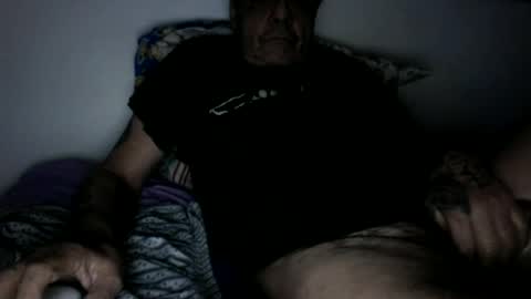 Snapshot of bambino6060 chatting on 06-14-26, 06:26 bambino6060 online show from 06-14-26, 06:26