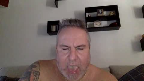 banana5289 online show from 02-05-26, 08:02