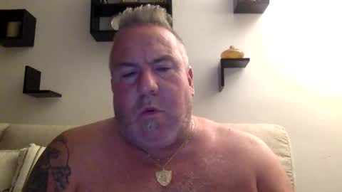 Snapshot of banana5289 chatting on 06-05-26, 07:03 banana5289 online show from 06-05-26, 07:03