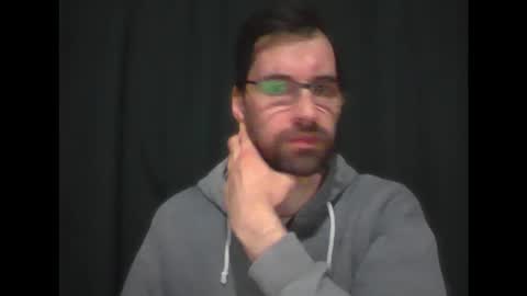 Ezequiel online show from 11-12-25, 01:39