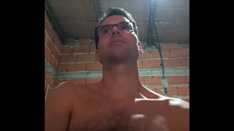 Ezequiel online show from 02-24-26, 01:47