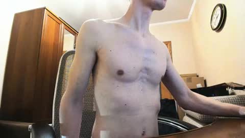 Snapshot of banana_skinny_boy chatting on 02-24-25, 11:41 BananaBoy online show from 02-24-25, 11:41