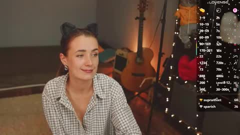 Ellen and  online show from 11-12-25, 02:01